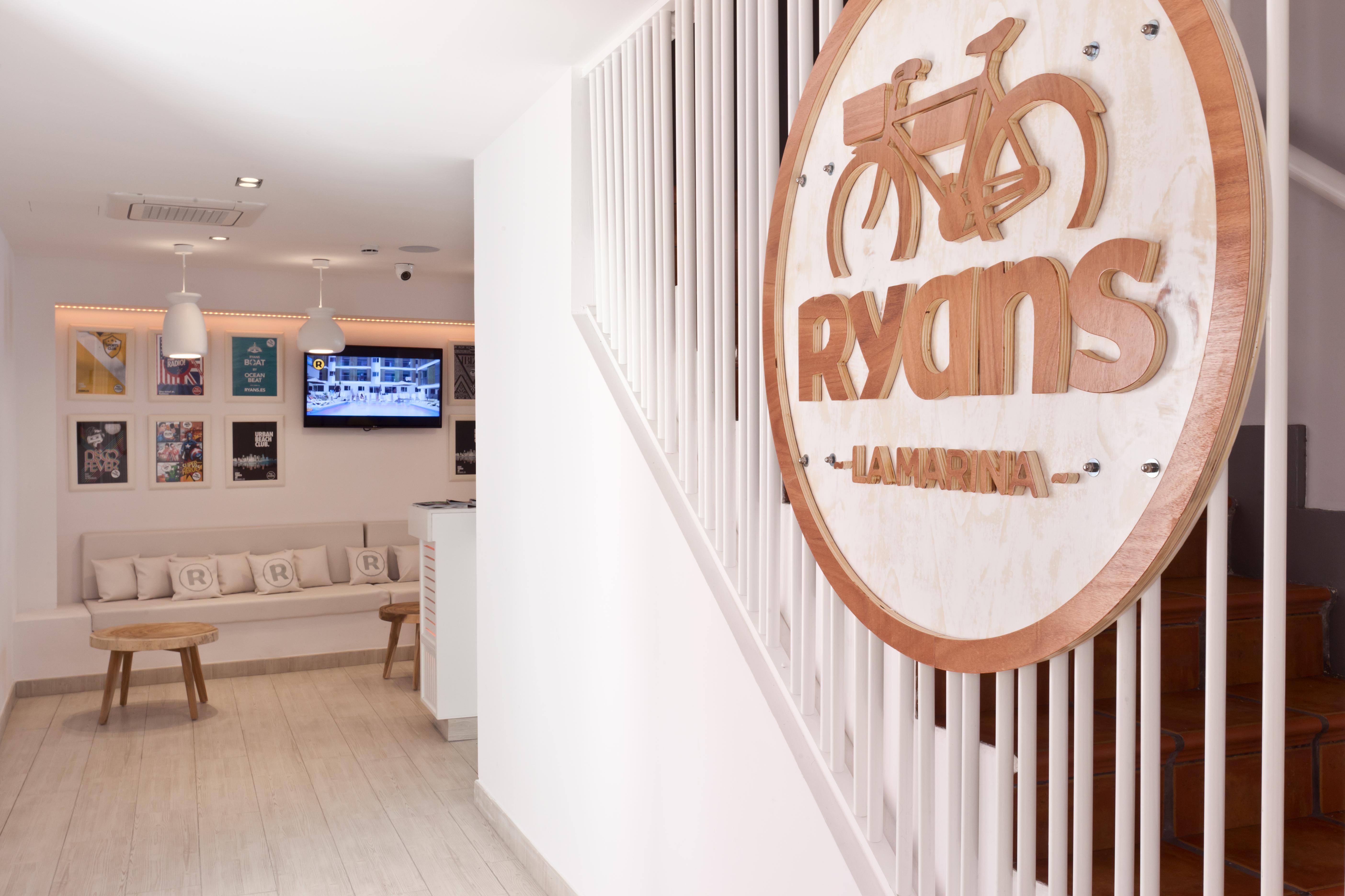 Ryans La Marina (Adults Only) Hotel Ibiza Town Exterior photo